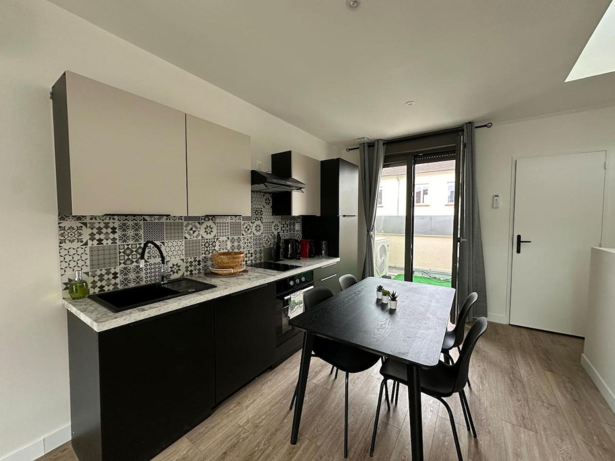 Appartement Sydney, Exceptional View And Unmatched Comfort Reims